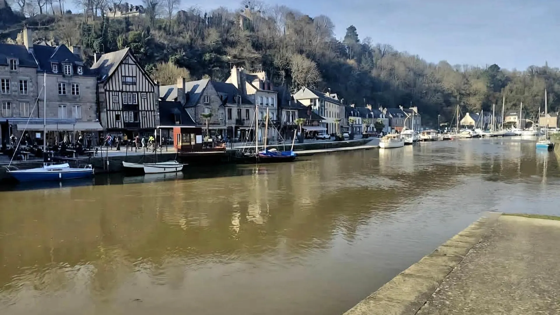 Chambre D'Hotes Avec Petit Dejeuner Compris A Mégrit 0*,  Francia