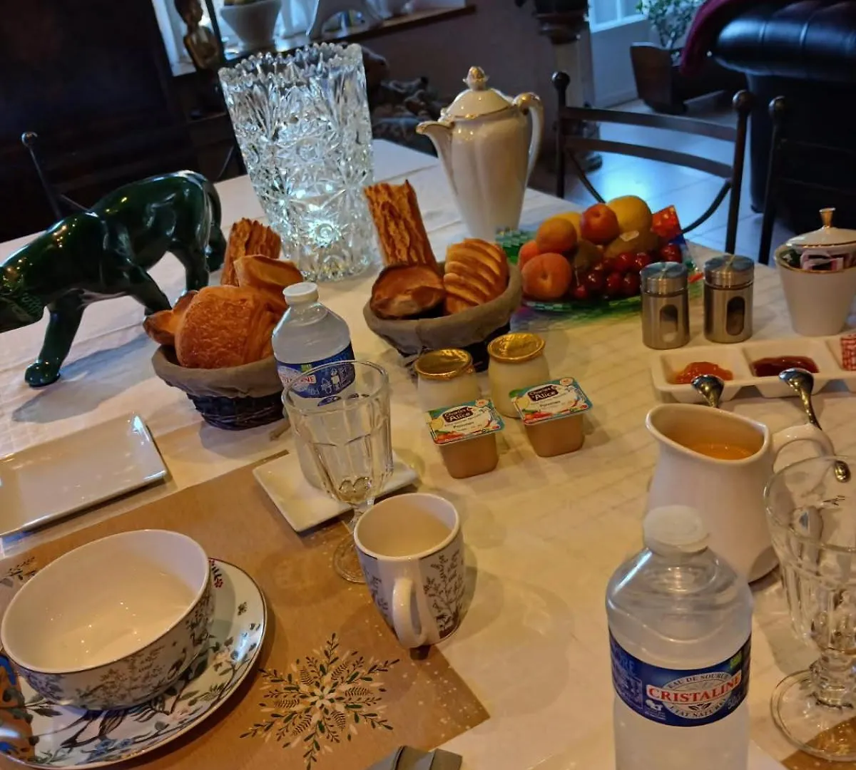 Chambre D'Hotes Avec Petit Dejeuner Compris A Mégrit 0*,  Francia